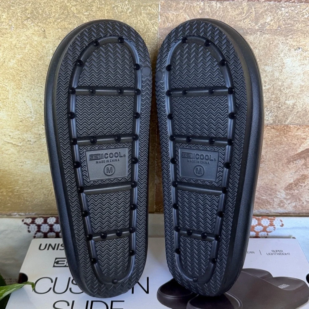 NEW 32 Degrees Unisex Cushion Slides, Size M Women’s 7.5-8.5 | Men’s 5.5-6.5